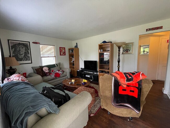 Foto del edificio - 4BR/2BA House close to Grandview