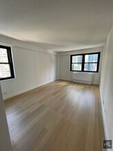 Building Photo - East 39th Street
