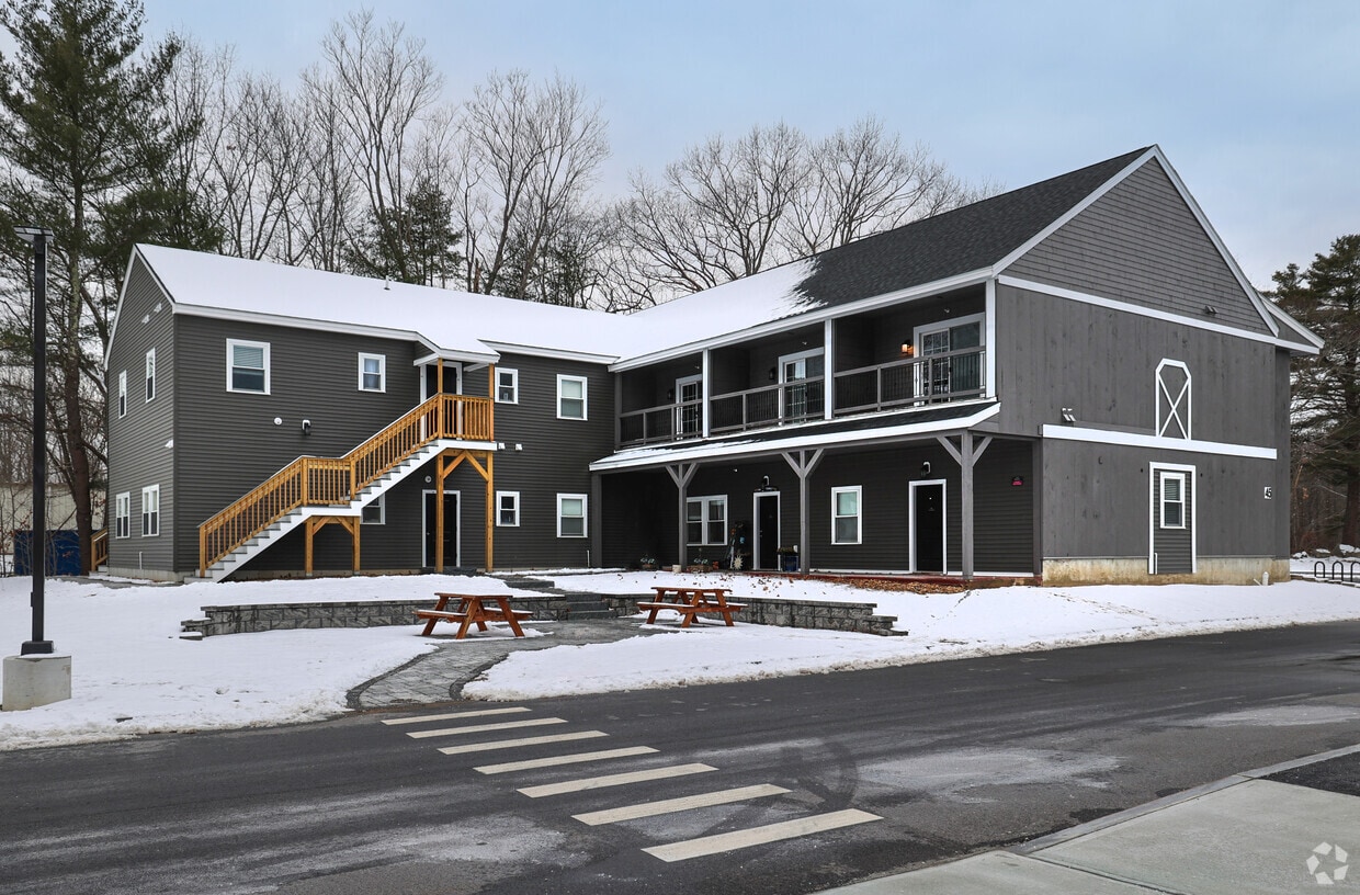 Primary Photo - Monarch Village