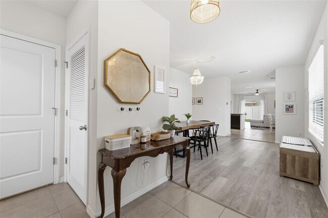 Foto del edificio - 16163 Silent Sands Ln