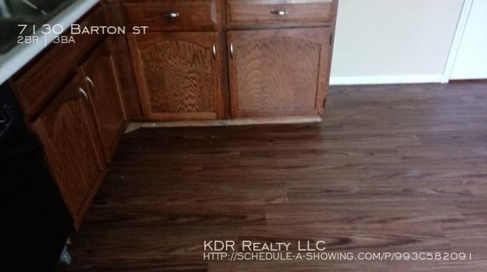 Building Photo - 2 bedroom in Shawnee KS 66203