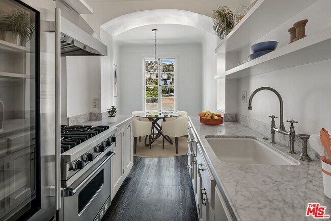 Foto del edificio - 1416 Havenhurst Dr