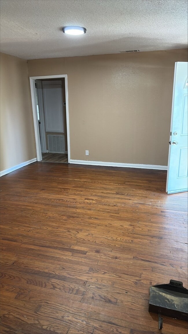 Building Photo - 4723 Eppes St