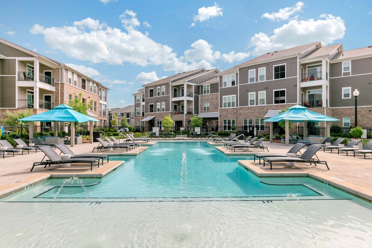 The Village at Apison Pike Apartments in Ooltewah, TN