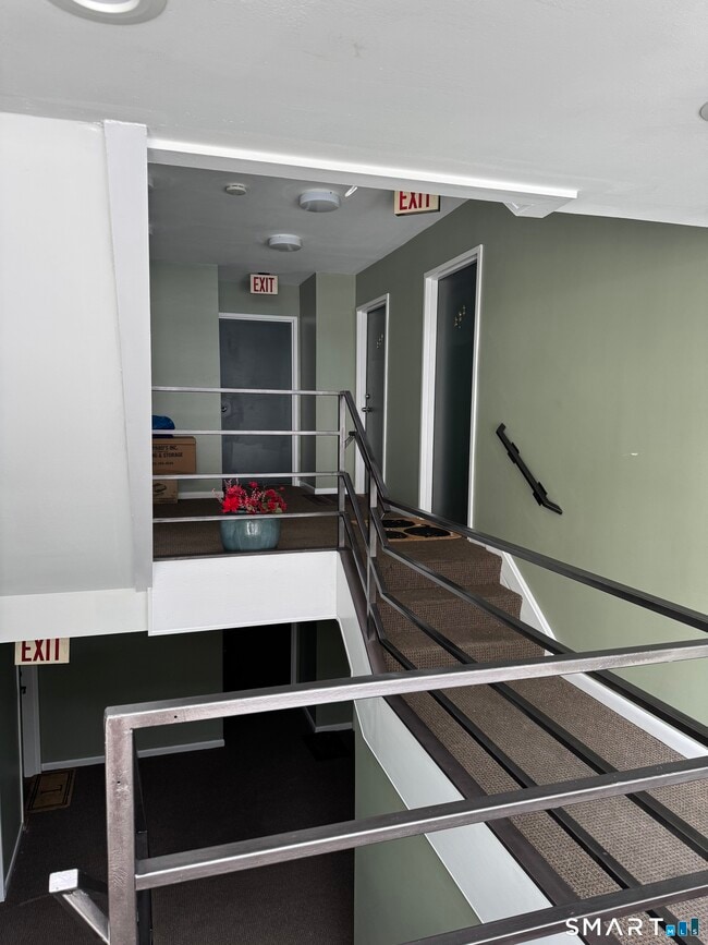 Building Photo - 175 Mill Pond Rd