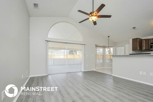 Foto del edificio - 3217 Thackeray Wy