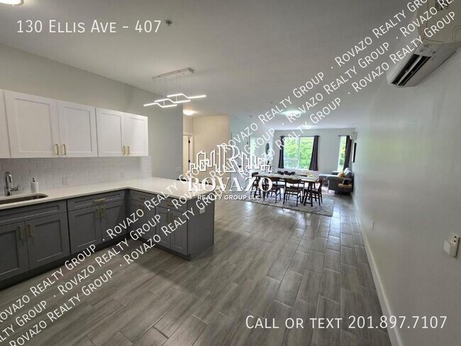 Building Photo - 130 Ellis Ave- 2 bedrooms in Irvington