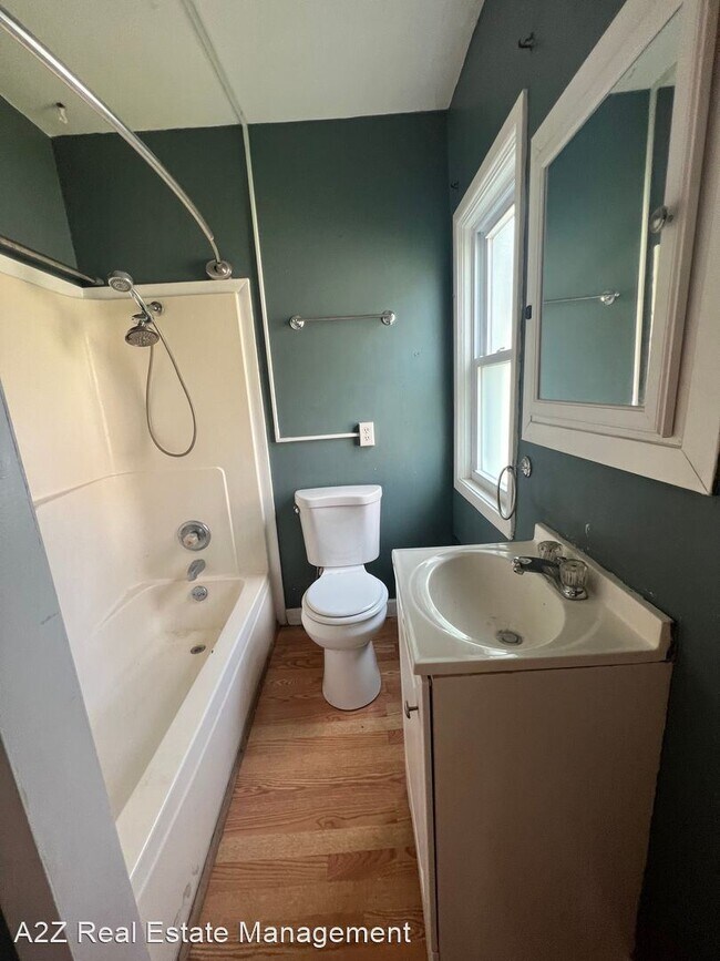Foto del edificio - 2 br, 1 bath House - 217 2nd Ave