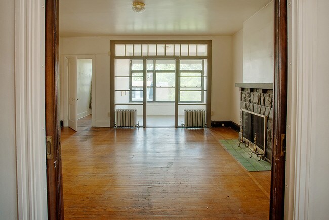 Foto del edificio - Walnut Street Apartments