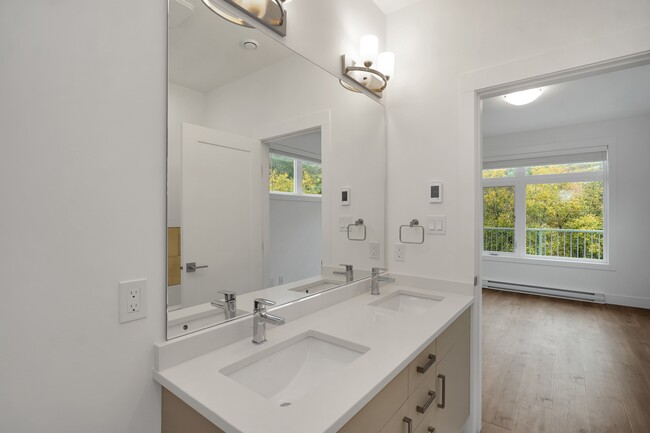 Building Photo - 5594 Linley Valley Dr