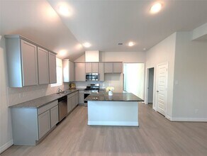 Building Photo - 33118 School Hl Rd