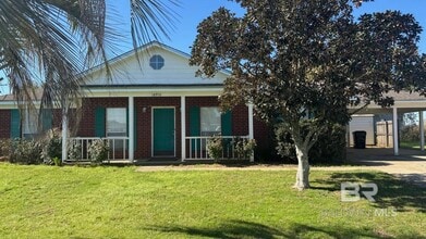 Building Photo - 18950 Dalewood Cir