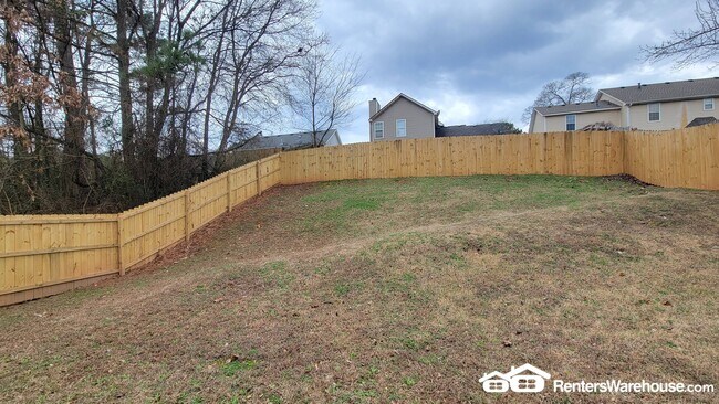 Foto del edificio - 3045 Stonebridge Creek Dr