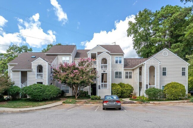 Foto del edificio - 6020 Winterpointe Ln
