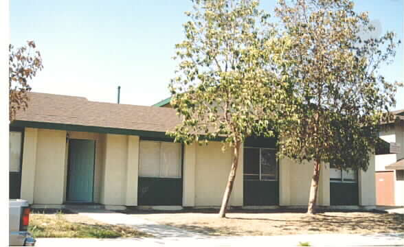 Primary Photo - 1678 W Bonnie View Dr