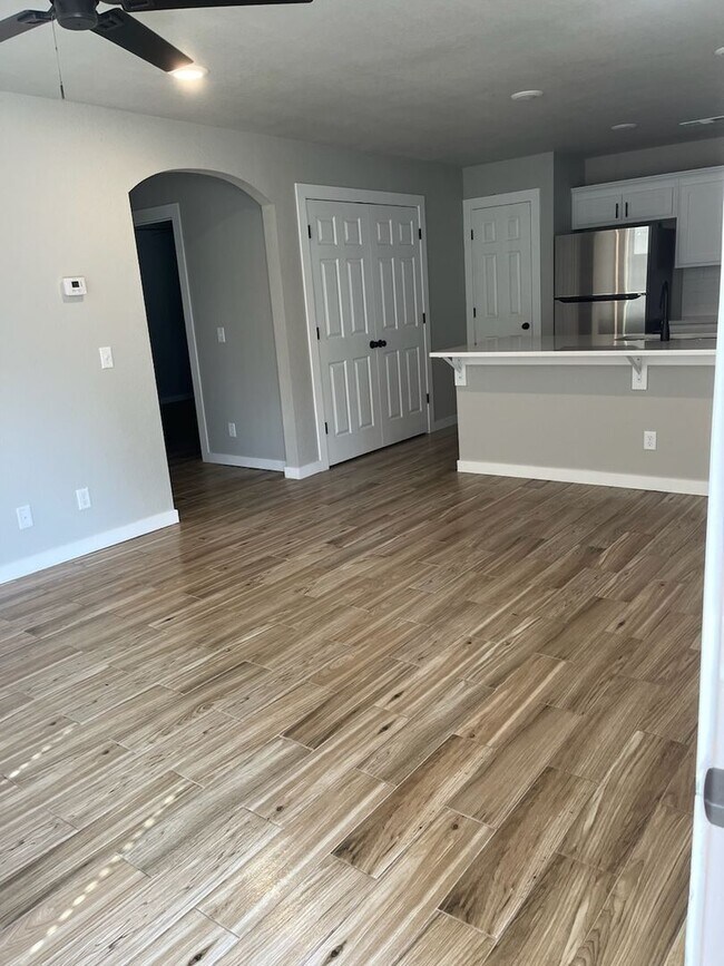 Foto del edificio - 811 N 35th St