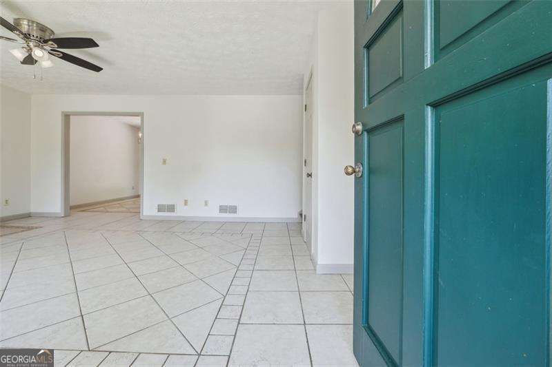 Primary Photo - 1532 Daniel Ln