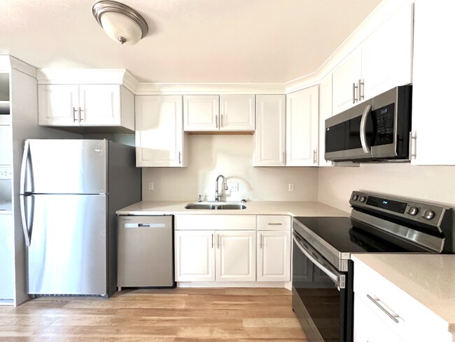 Building Photo - 3105 W 8525 S