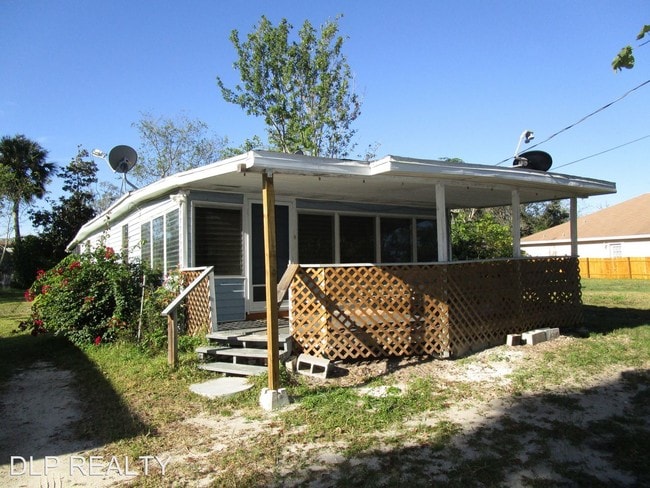 Building Photo - 1804 Linda Ave