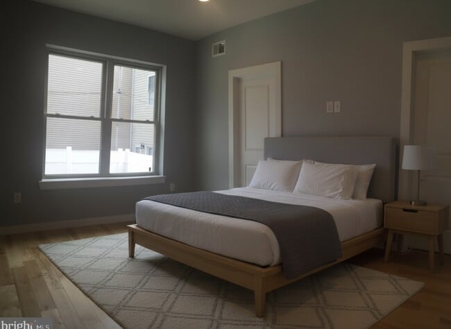 Building Photo - 1930 Parrish St