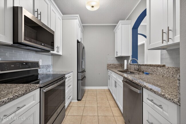 Foto del edificio - 10550 Baymeadows Rd