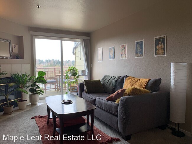 Building Photo - 2 br, 1 bath House - 8745 Greenwood Ave N ...