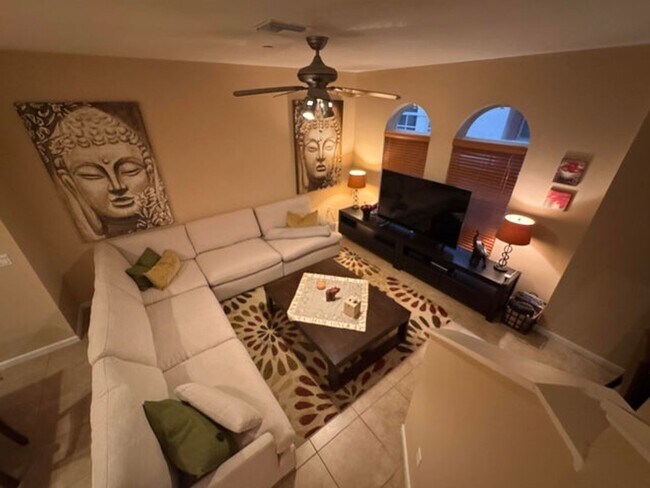 Foto del edificio - 1033 NE 17th Way