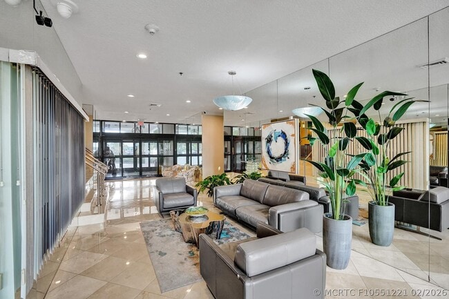 Building Photo - 1361 S Ocean Blvd