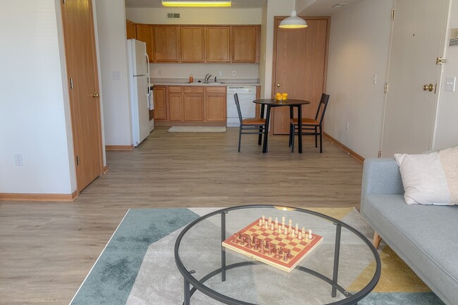 Living Room/Kitchen - Eagles Ridge Apartments