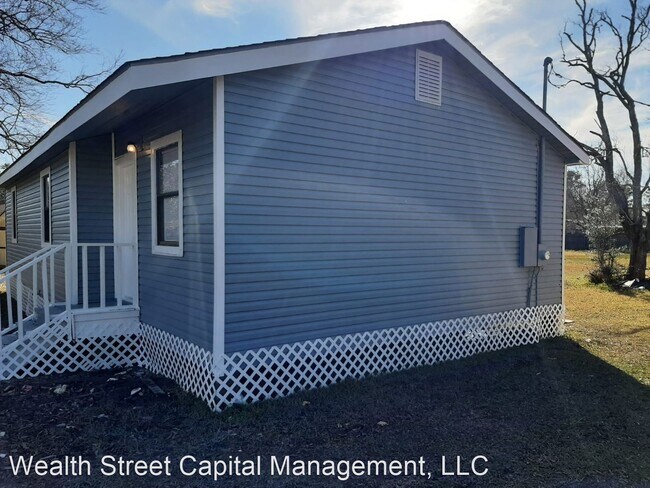 Foto del edificio - 3 br, 2 bath House - 17996 Magnolia Dr