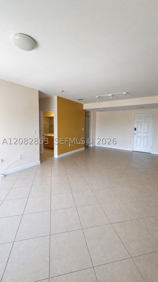 Building Photo - 2280 SW 32nd Ave
