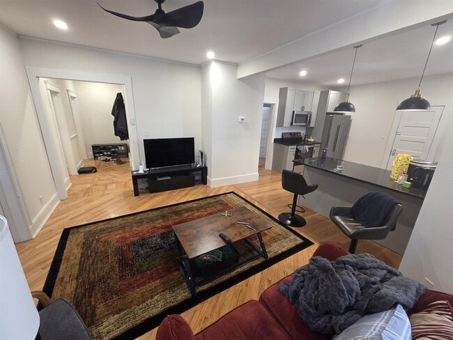 Foto del edificio - 125 Liberty Rd