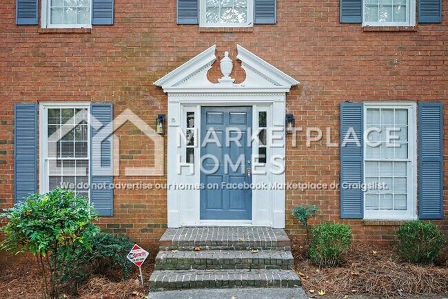 Foto del edificio - 681 Roxboro Trace SW