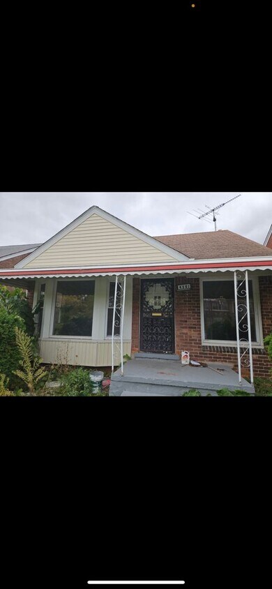 Primary Photo - 3 bedroom, 1.5 Bath! Must See! Detroit's E...