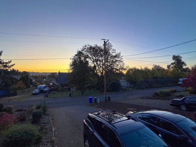 Foto del edificio - 15820 SE Harold Ave