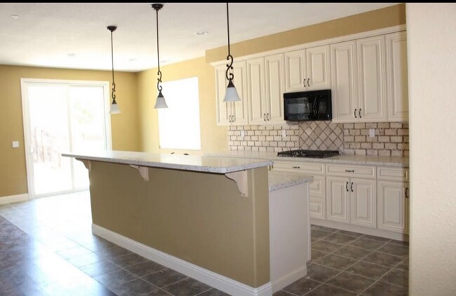 Building Photo - 345 Wolfpack Ct