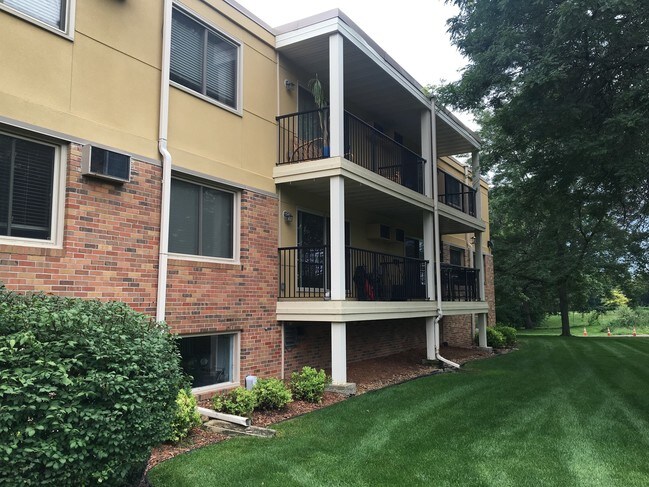 Willow Greens Apartments Apartments Edina, MN