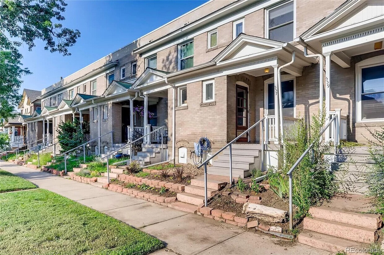 Primary Photo - 557 N Logan St