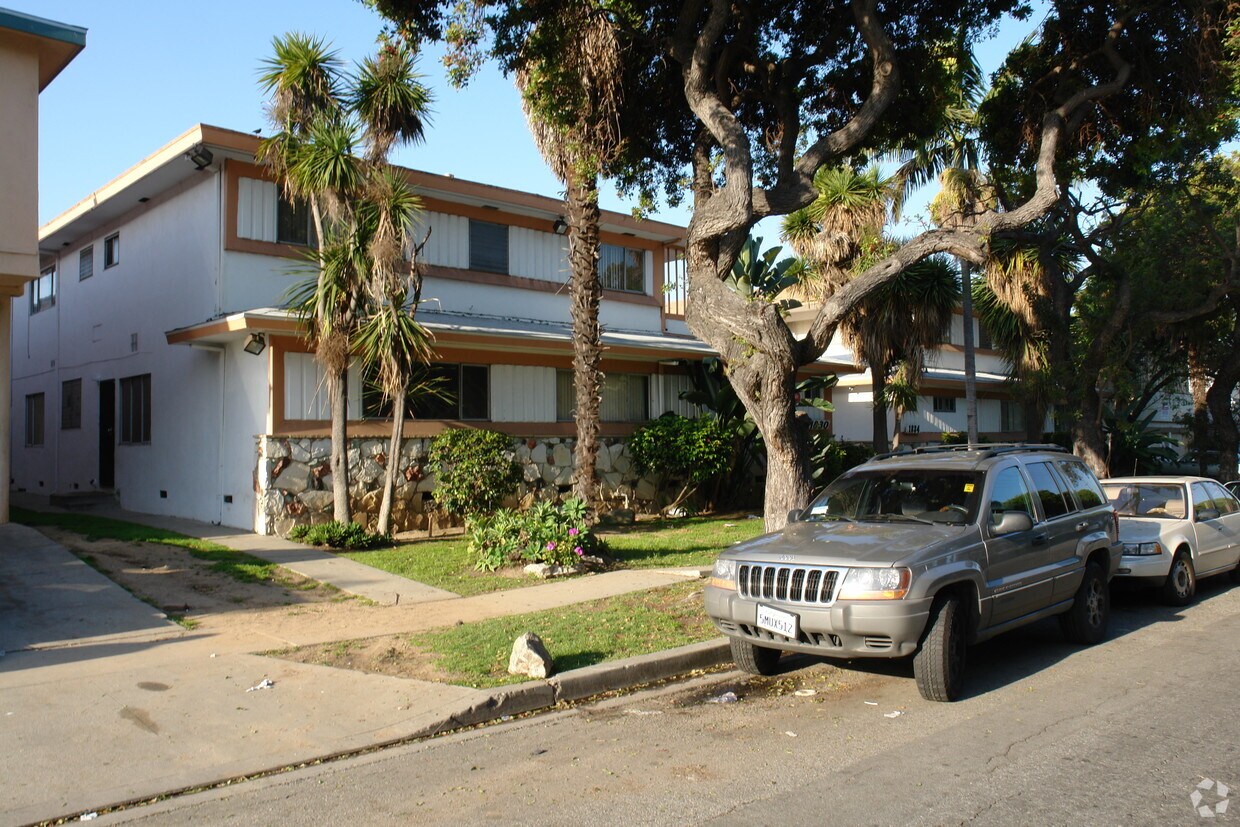 Primary Photo - 1830 El Segundo Blvd.