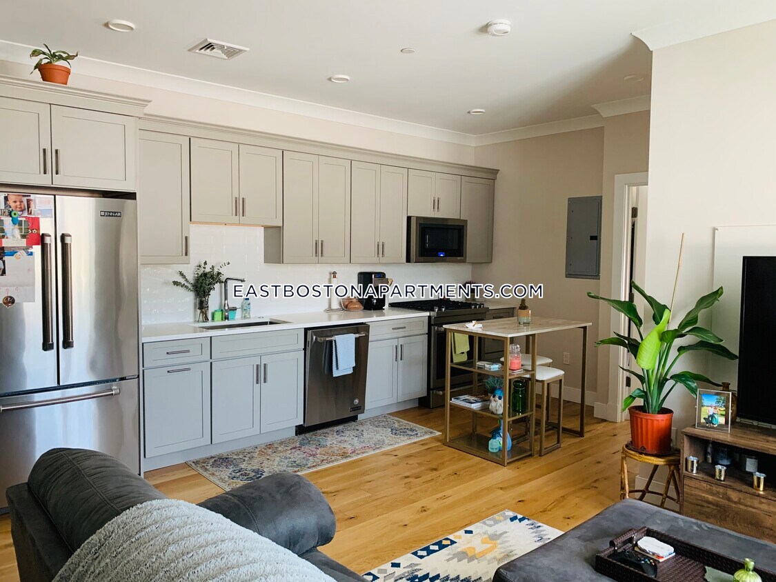 Foto principal - 31 Orleans St