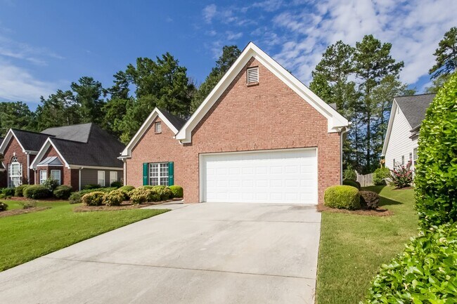 Building Photo - 479 Blue Creek Ln