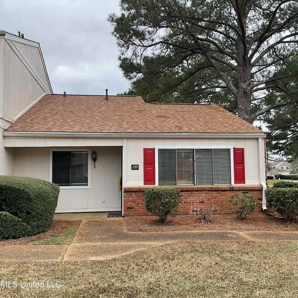 Photo - 139 Lakebend Cir Apartment