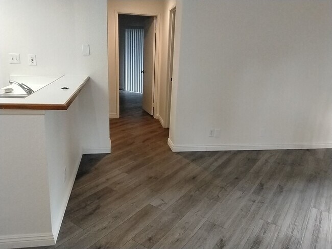 Foto del edificio - We know how important it is to come home to a relaxing and welcoming atmosphere! Beautiful 2 Bedr...