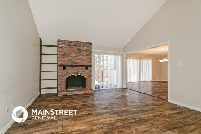 Foto del edificio - 12876 Vista Ridge Ln