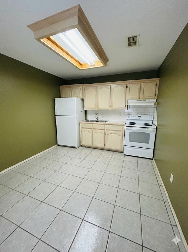Building Photo - 4307 W La Guardia Ln