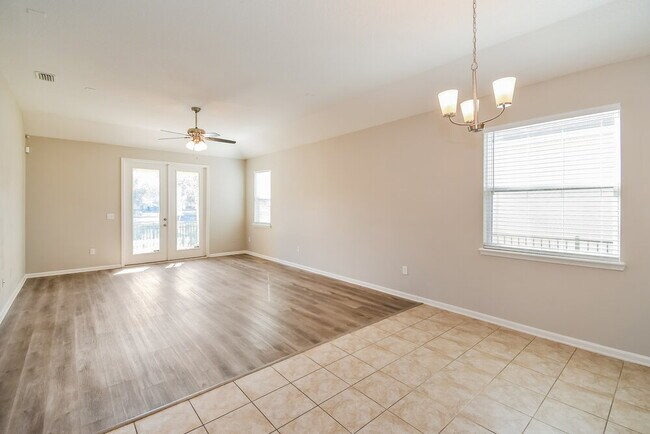 Foto del edificio - 5754 Village Pond Cir