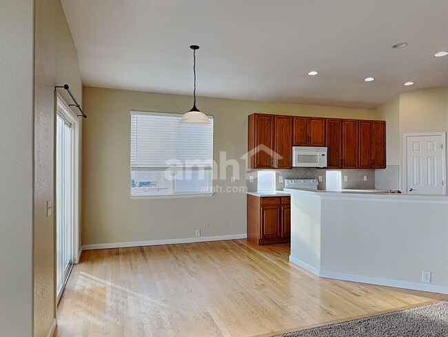 Building Photo - 6004 E 113th Ave