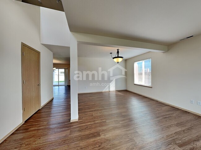 Foto del edificio - 1107 202nd St E