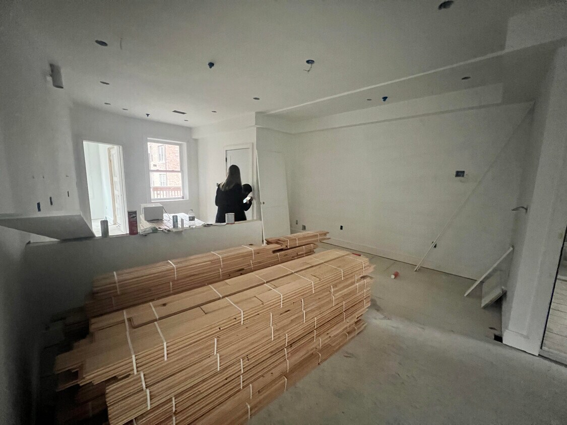 Primary Photo - 161 Allston St