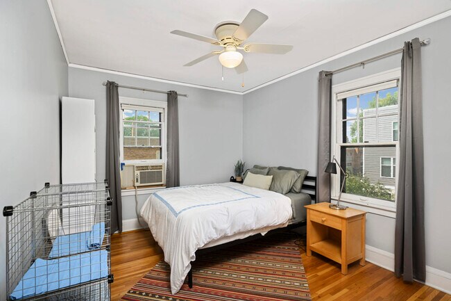 Foto del edificio - 3520 DuPont Ave S